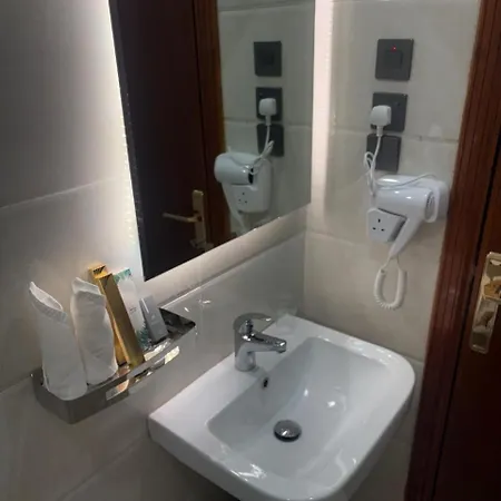 Hotel Safwat Taiba Suites Medina Exterior photo